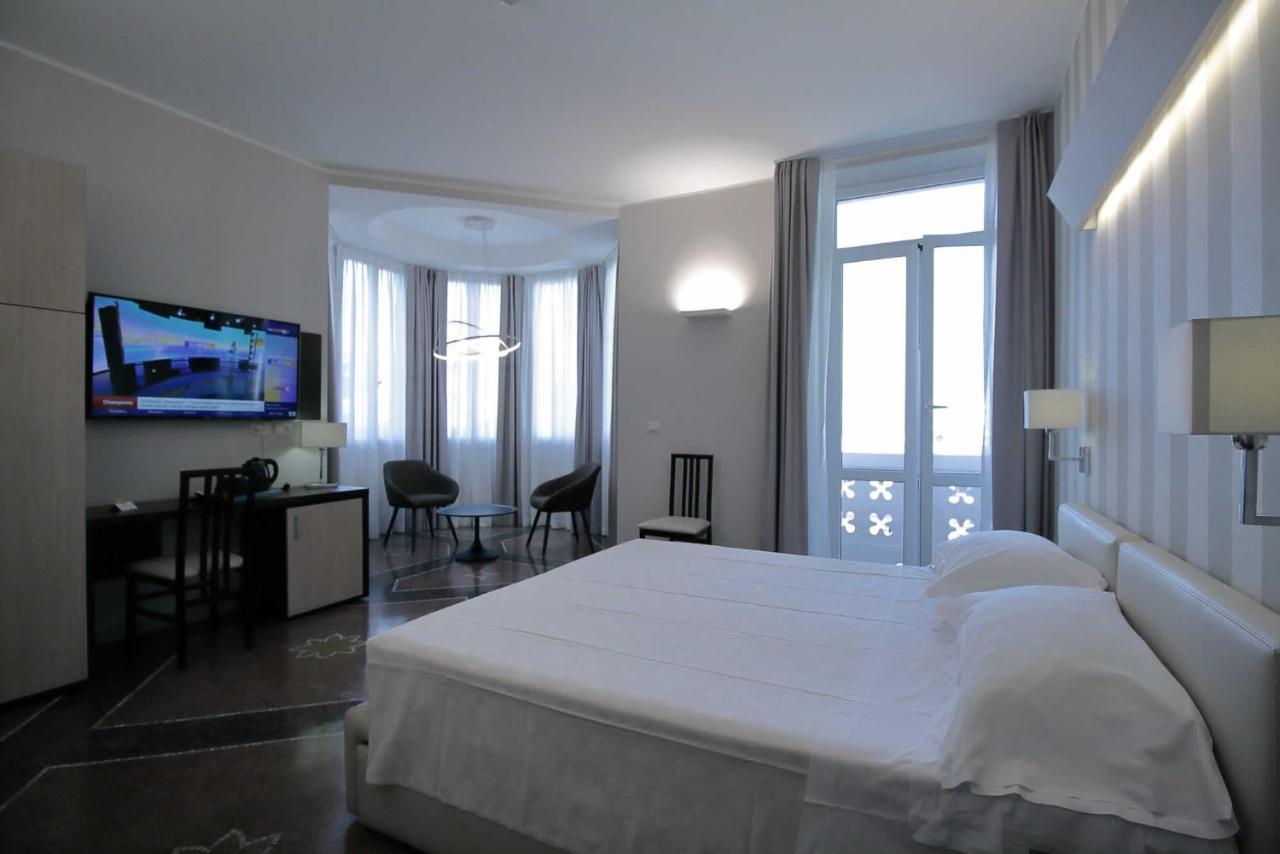 Hotel Vittoria جنوة المظهر الخارجي الصورة