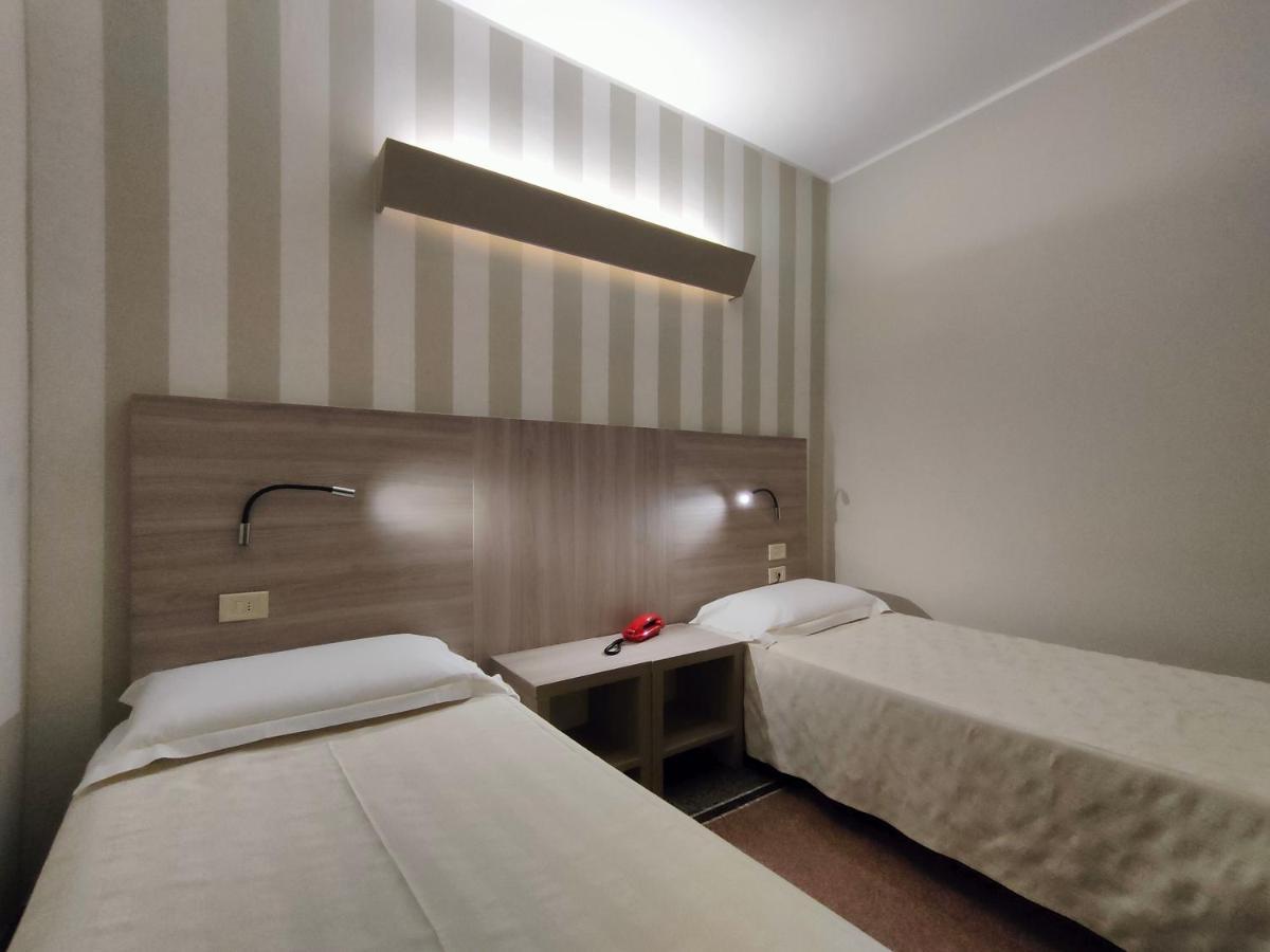 Hotel Vittoria جنوة المظهر الخارجي الصورة