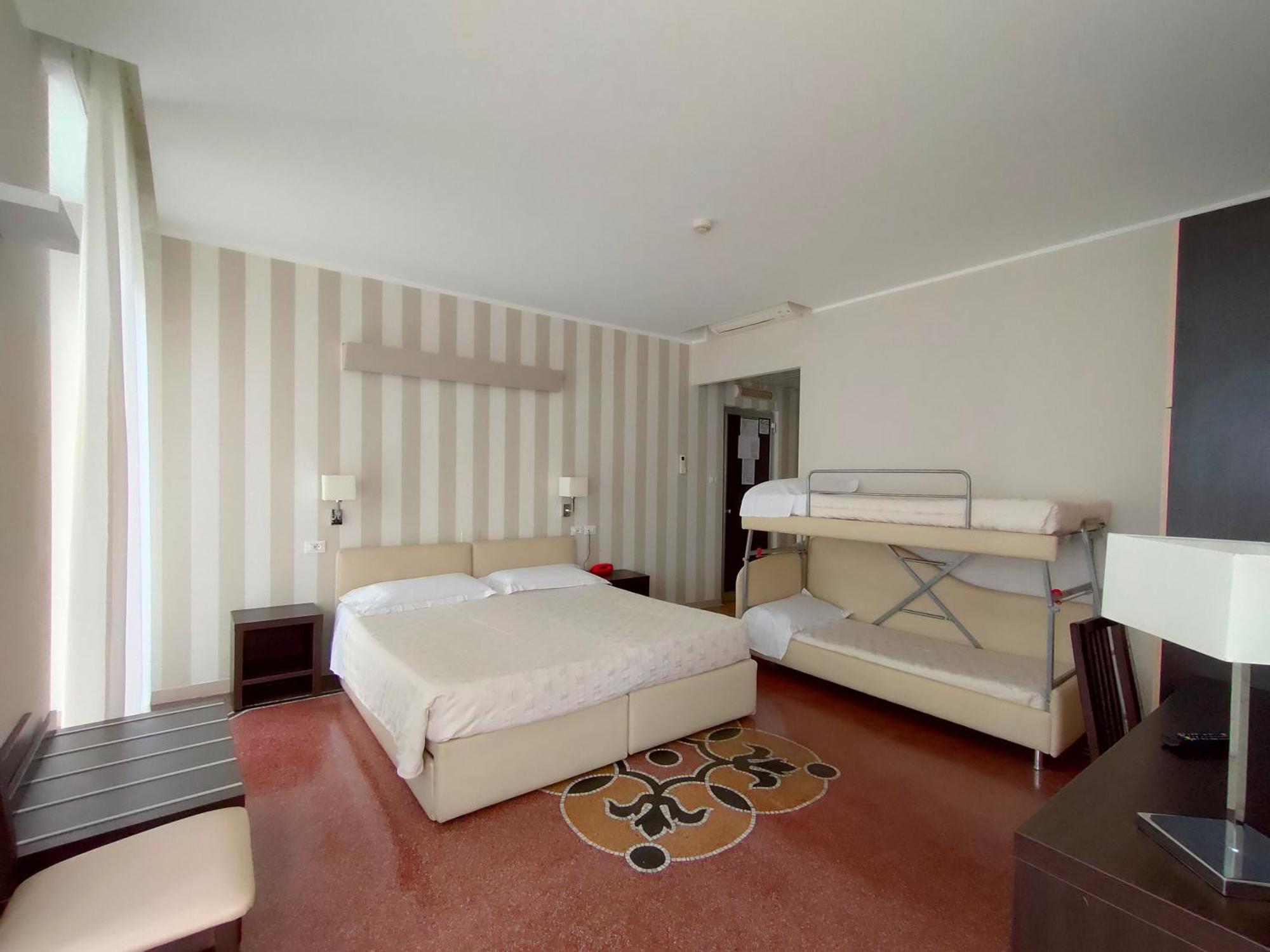 Hotel Vittoria جنوة المظهر الخارجي الصورة