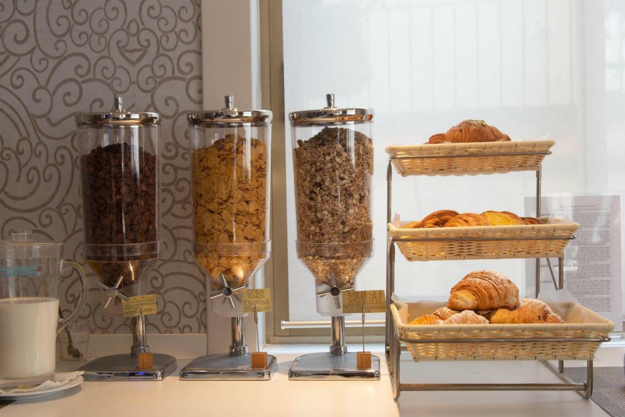 Hotel Vittoria جنوة المظهر الخارجي الصورة